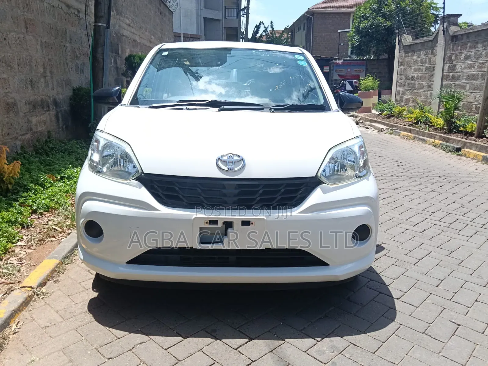 Toyota Passo 2018 White