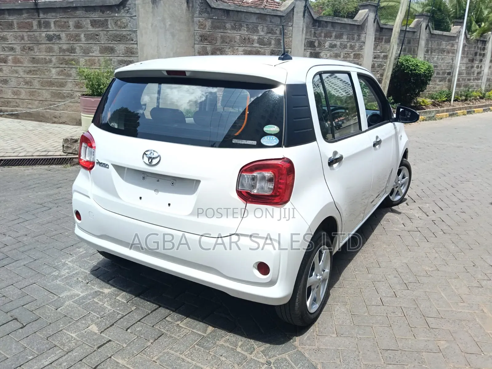 Toyota Passo 2018 White