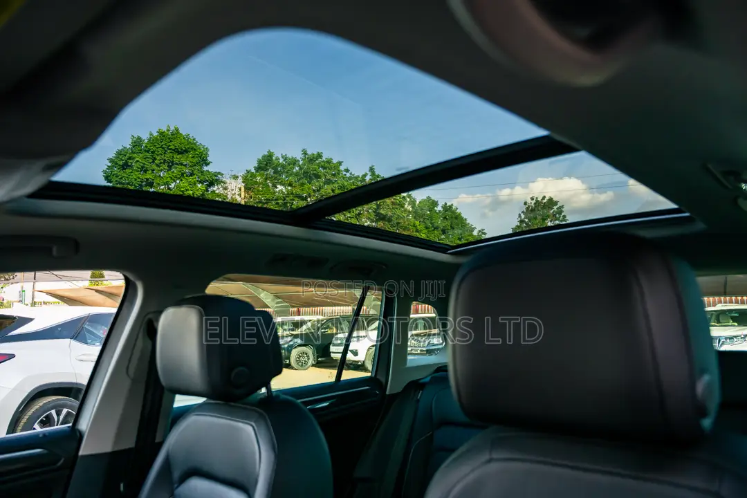 Volkswagen Tiguan 2019 Gray