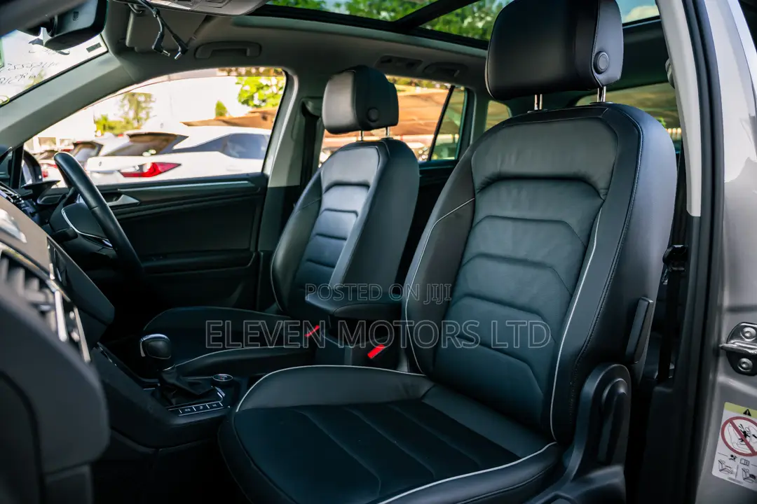 Volkswagen Tiguan 2019 Gray