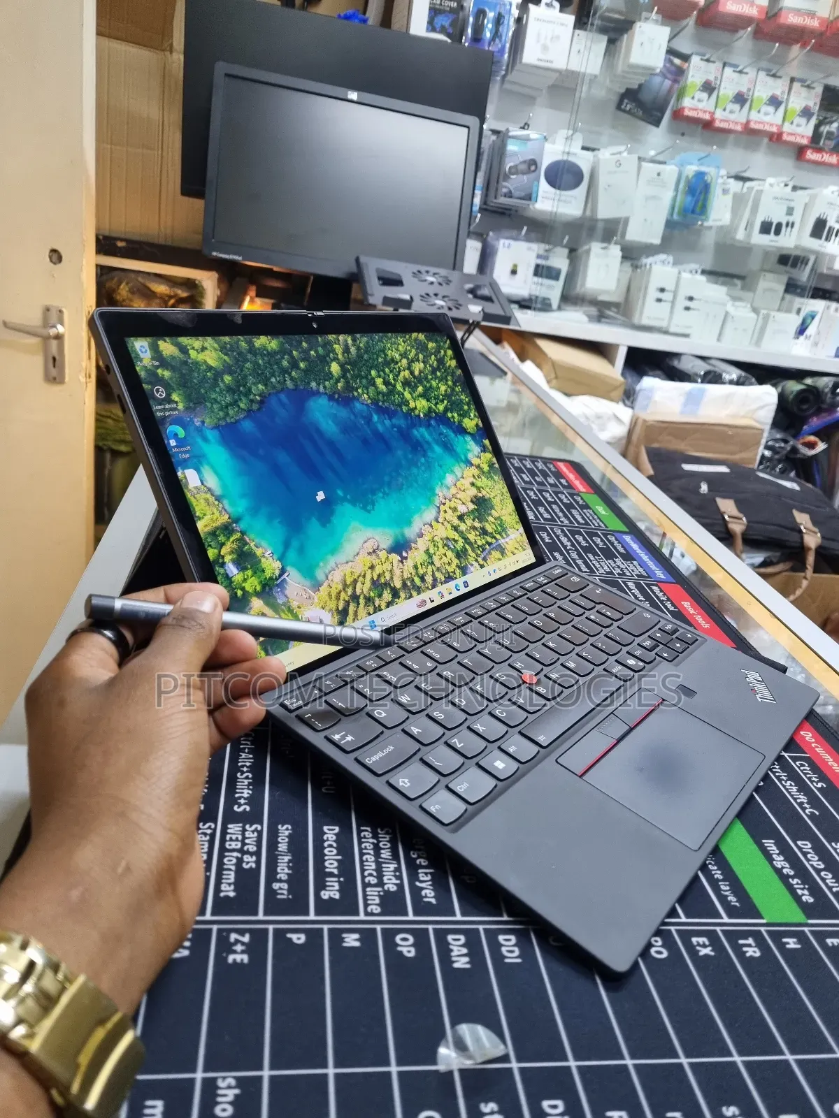 Laptop Lenovo 16GB Intel Core Ultra 7 SSD 512GB