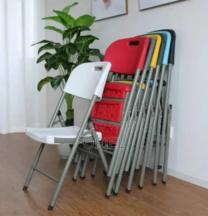 Plastic Chairs; Vita Long-Lasting Stackable Plastic Café Chair