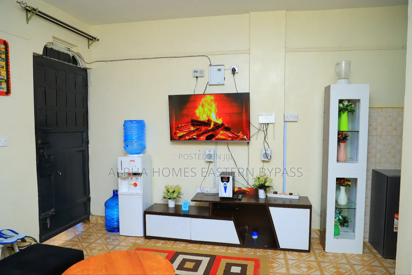 Heart of Kamakis Escape: Spacious 1-Bed, Fully Furnished on Eastern