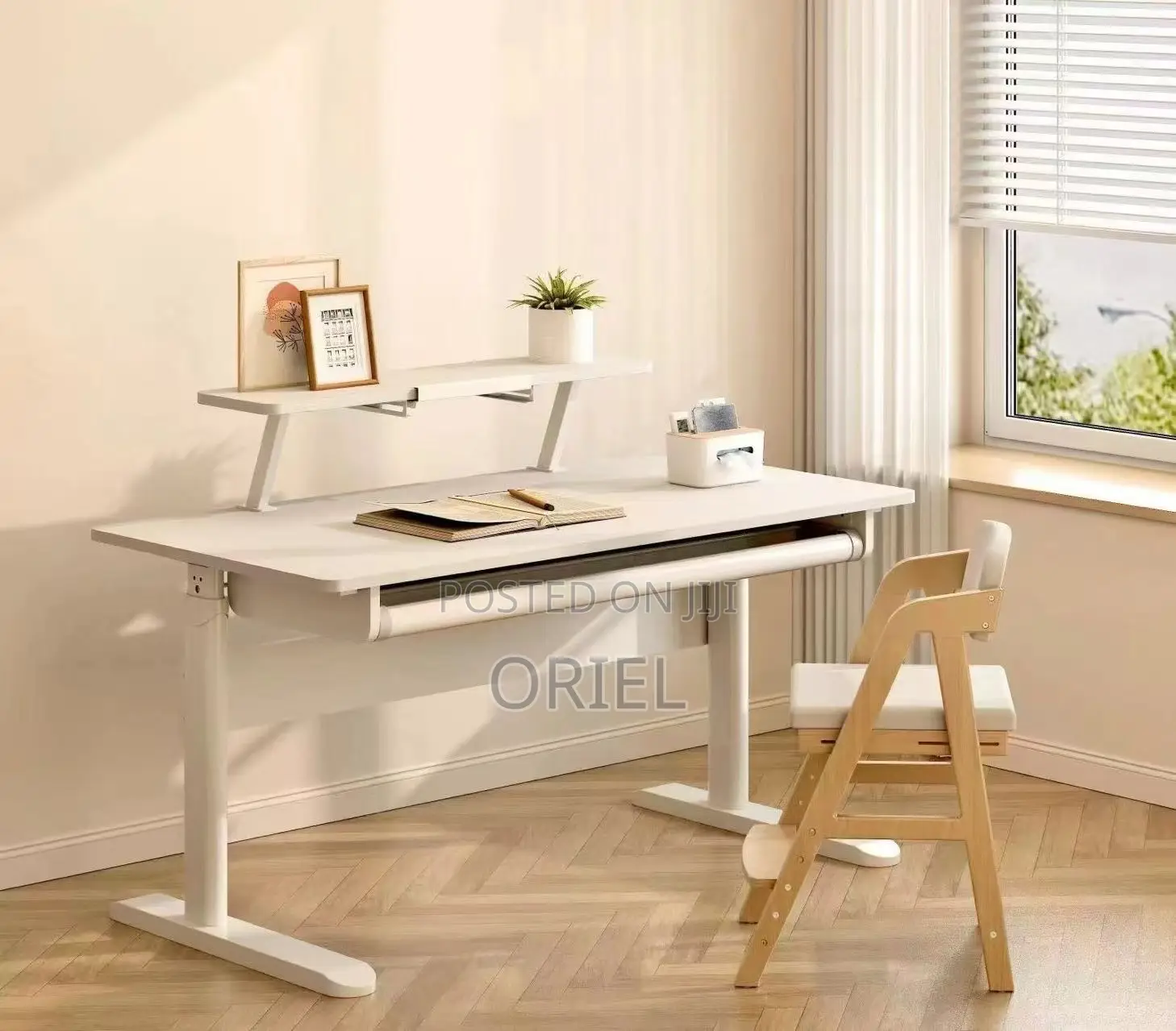 Office Desk : 1m Manual Height Adjustable Desk