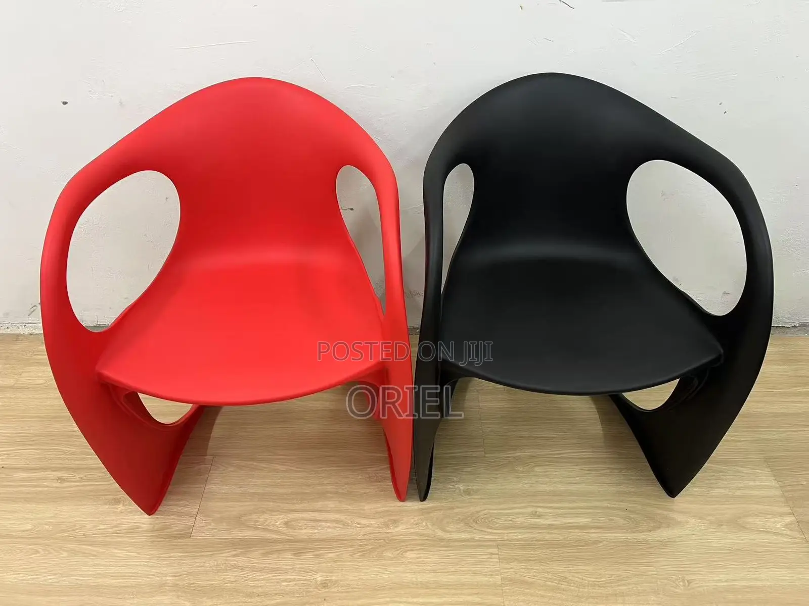 Modern Plastic Chair : Casalino Plastic Cantilever Chair