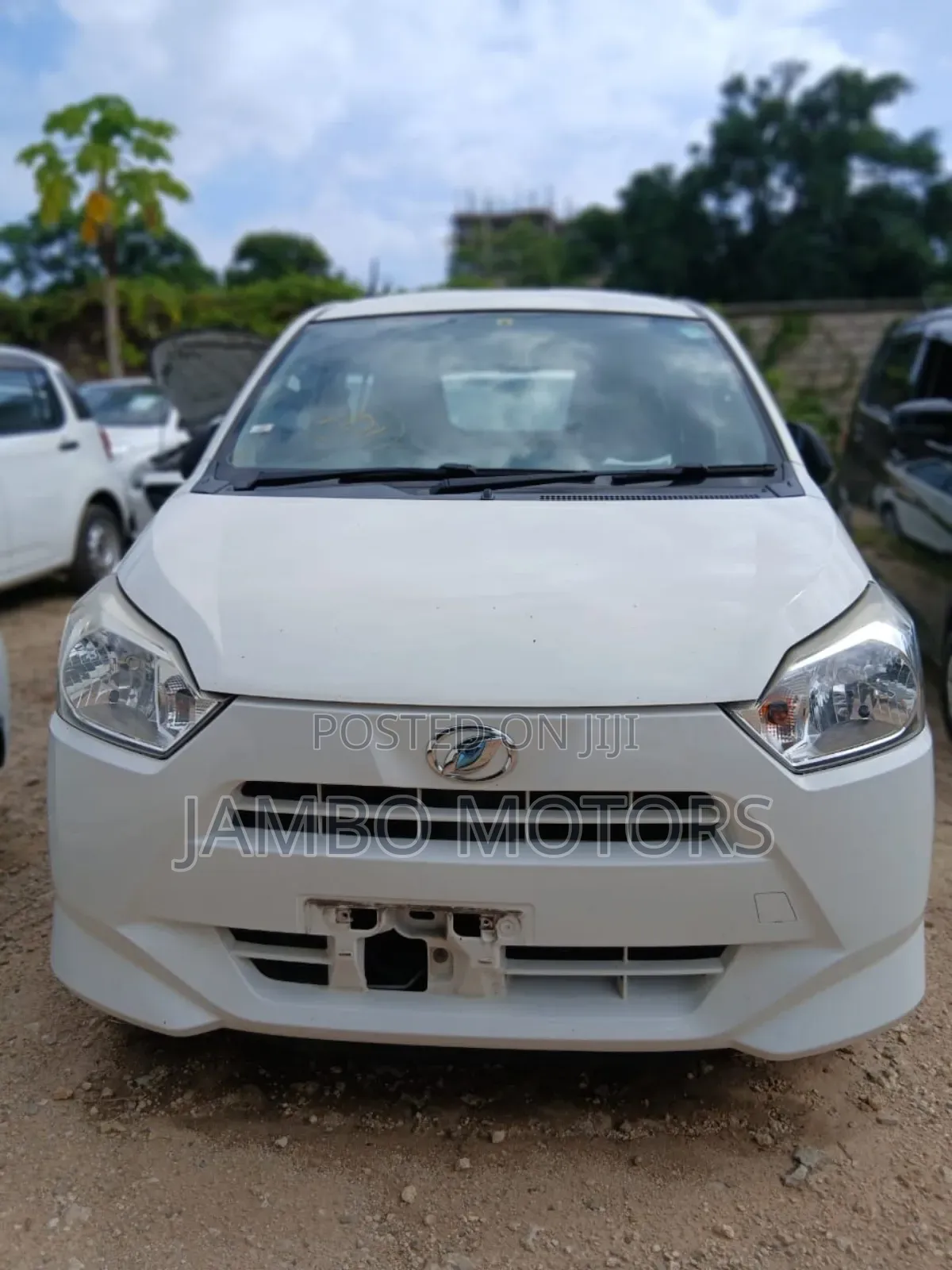 Daihatsu Mira 2019 White