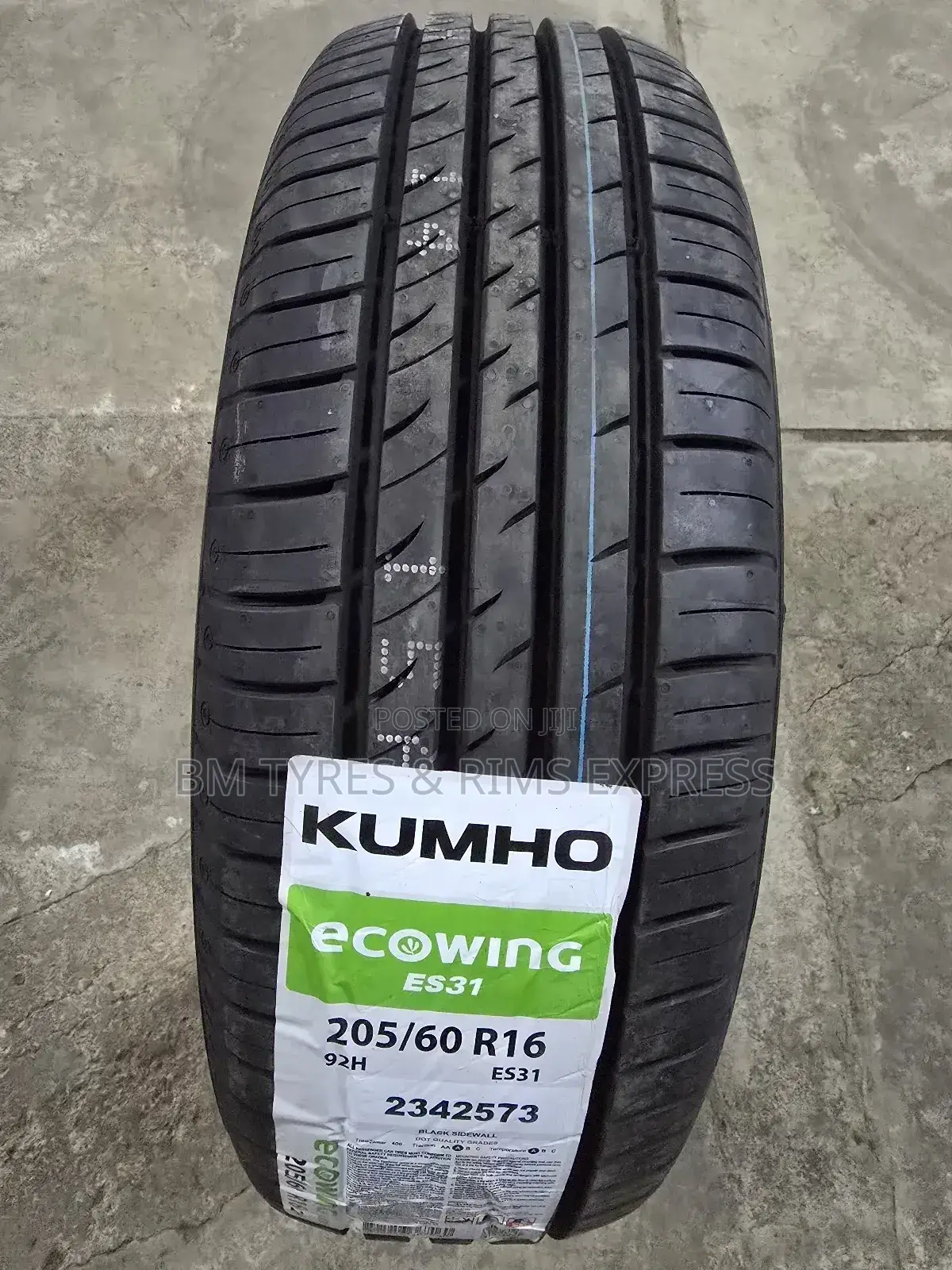 205 /60r16 Khumo Tyres.