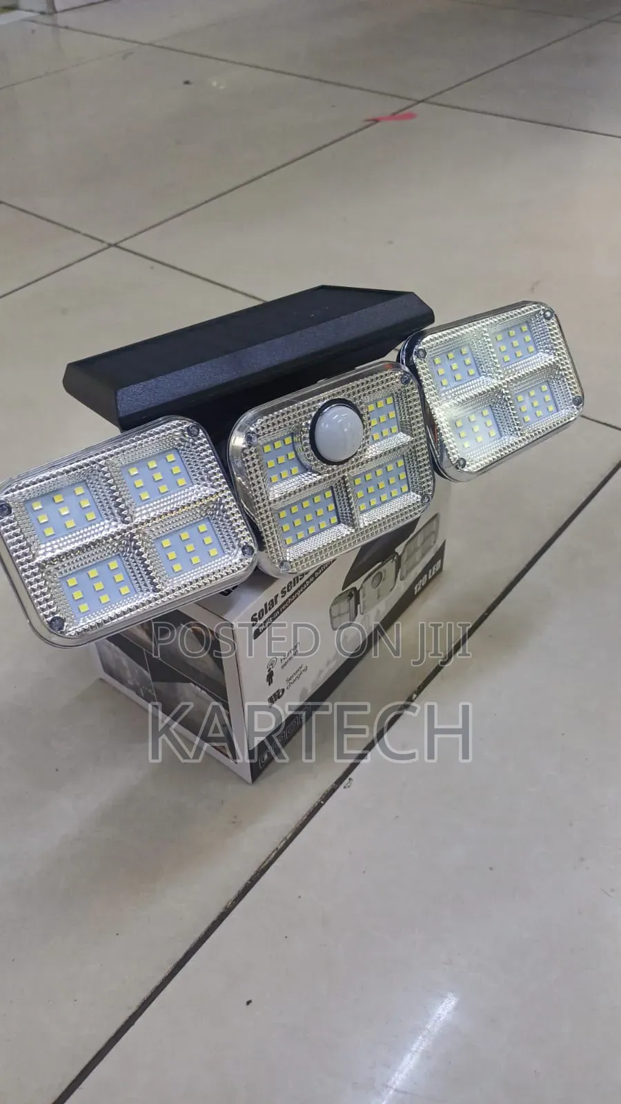 3-Panel Solar Powered Outdoor Security Light