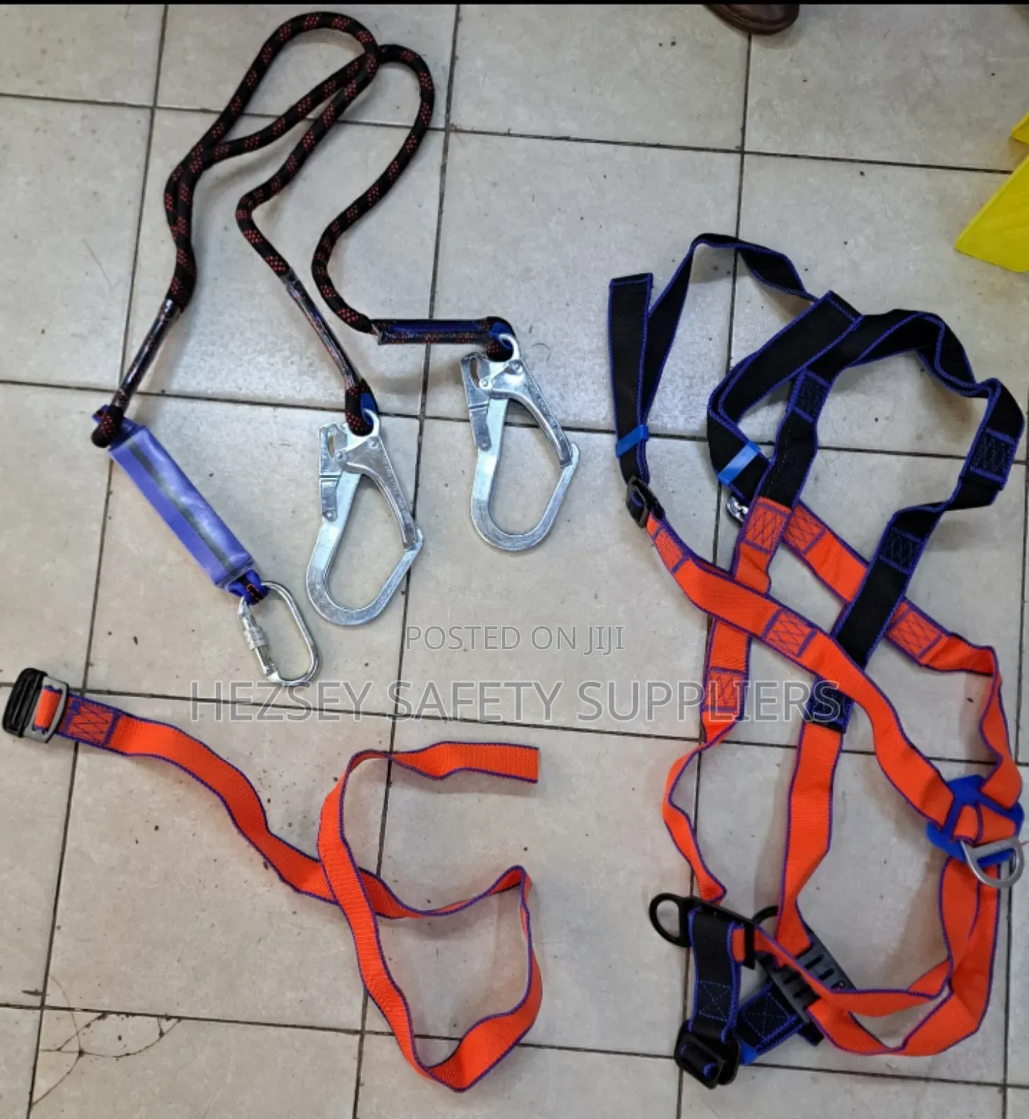 Fall Arrest Safety Harness