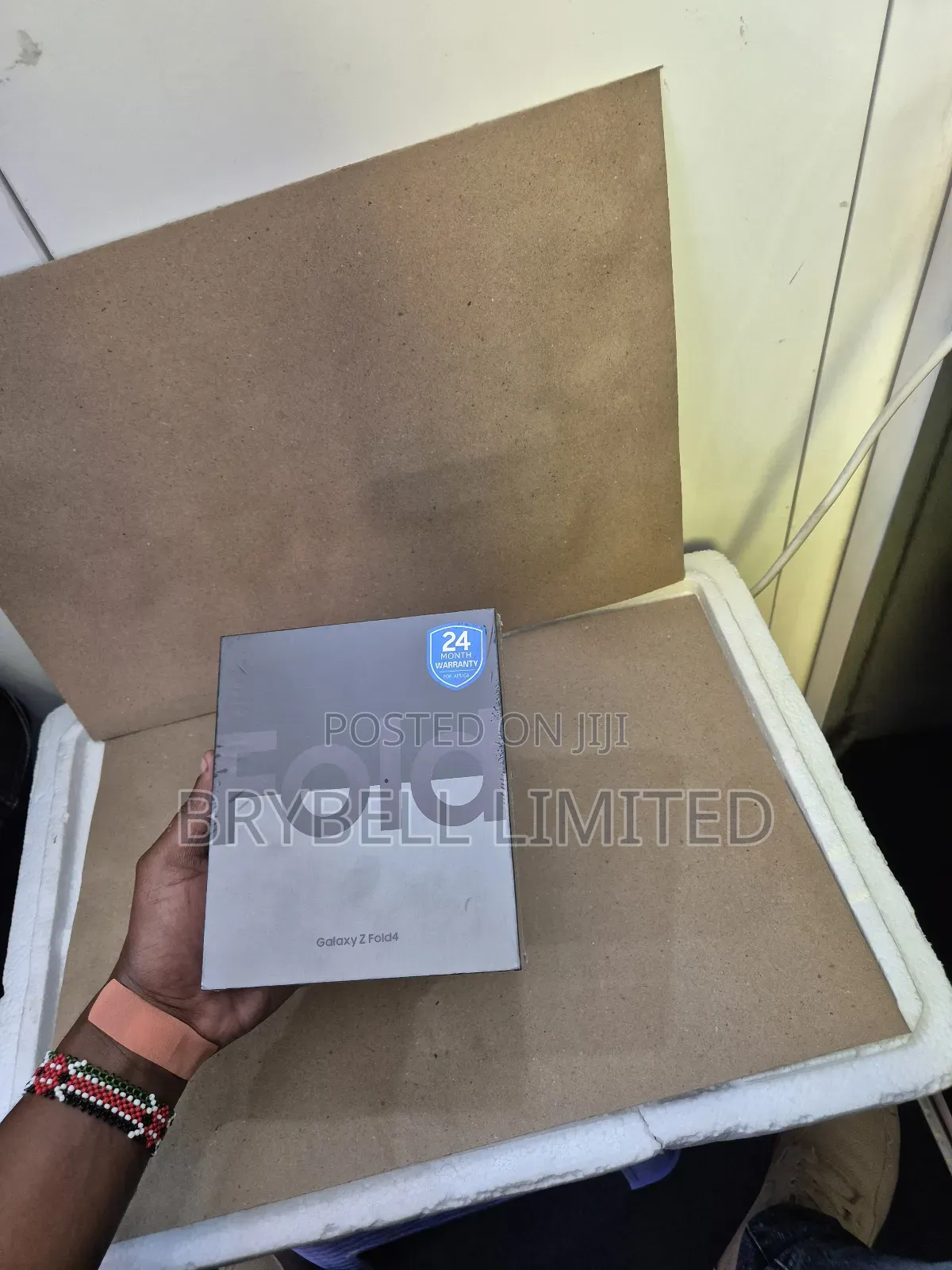 New Samsung Galaxy Z Fold4 256 GB Blue