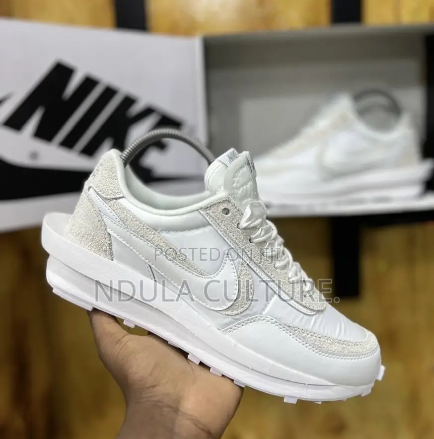 Nike Sakai