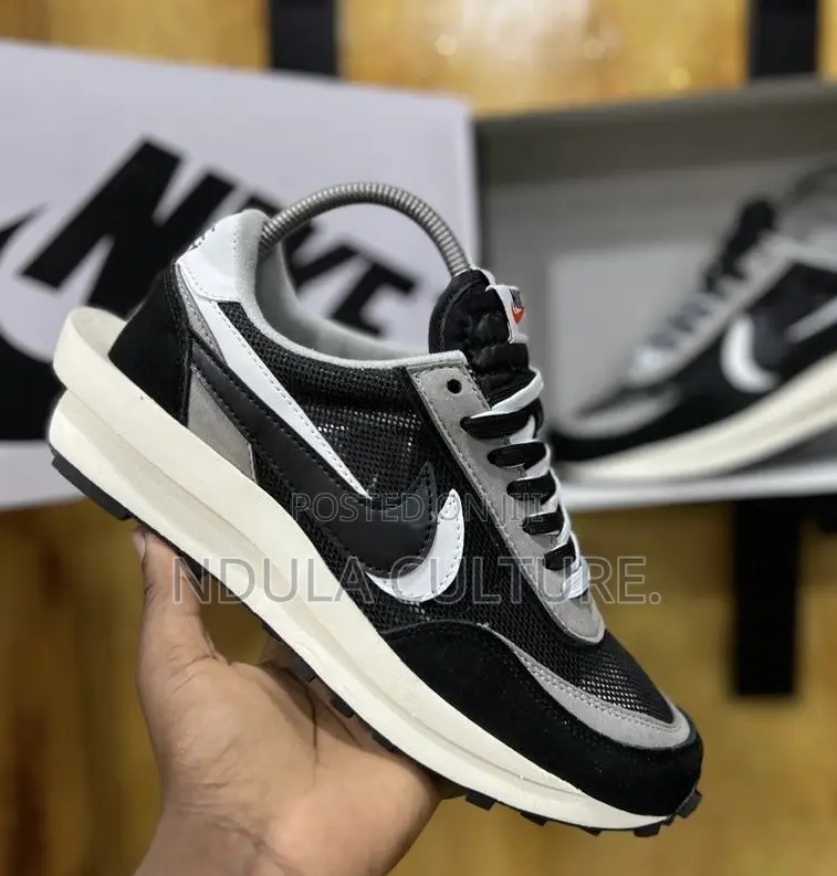 Nike Sakai