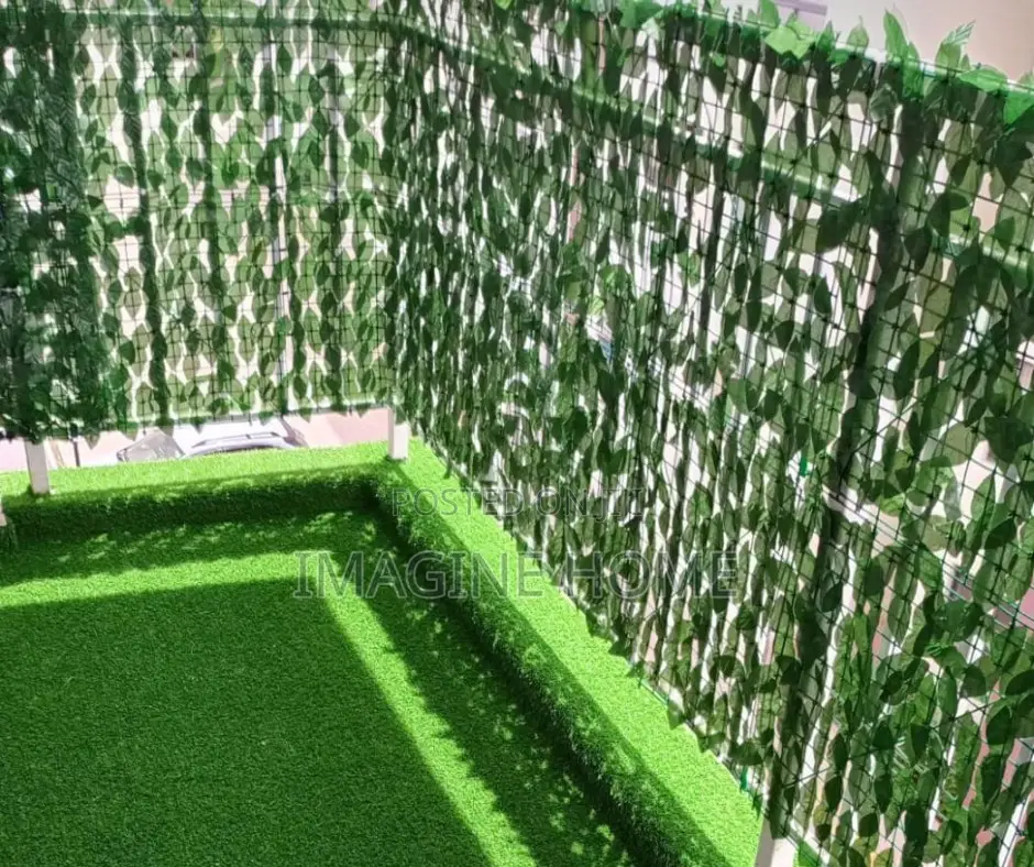 Grenn Artificial Fences