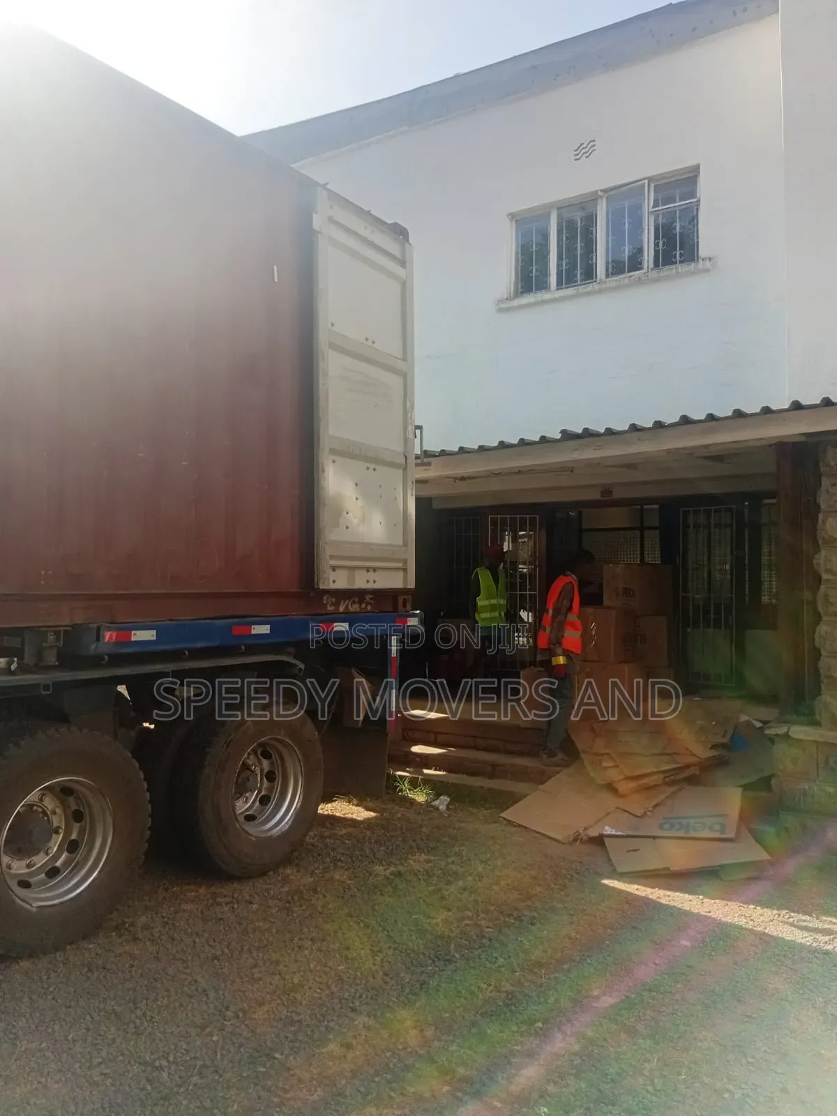 Trailers for Jobs and Cargo Navigation Are Readily Available
