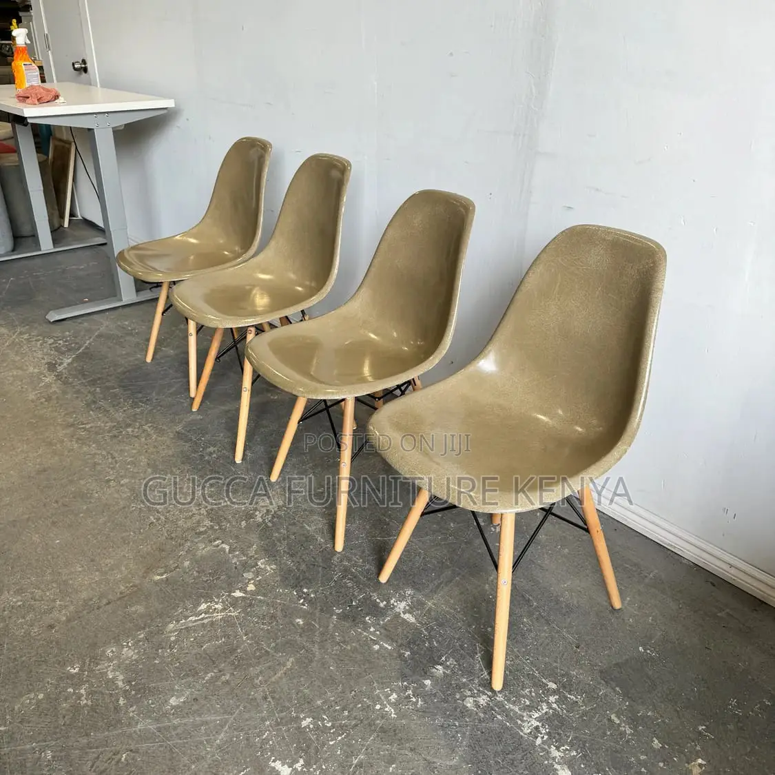 Plastic Armless Home Office Eames Dining Chair