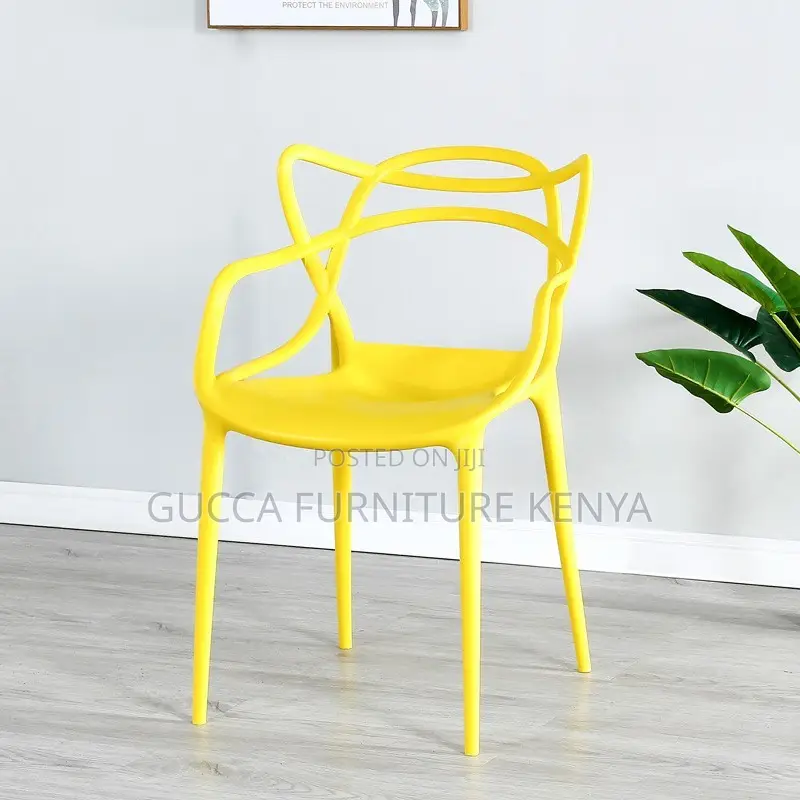 Stackable Plastic Outdoor Dining Chair