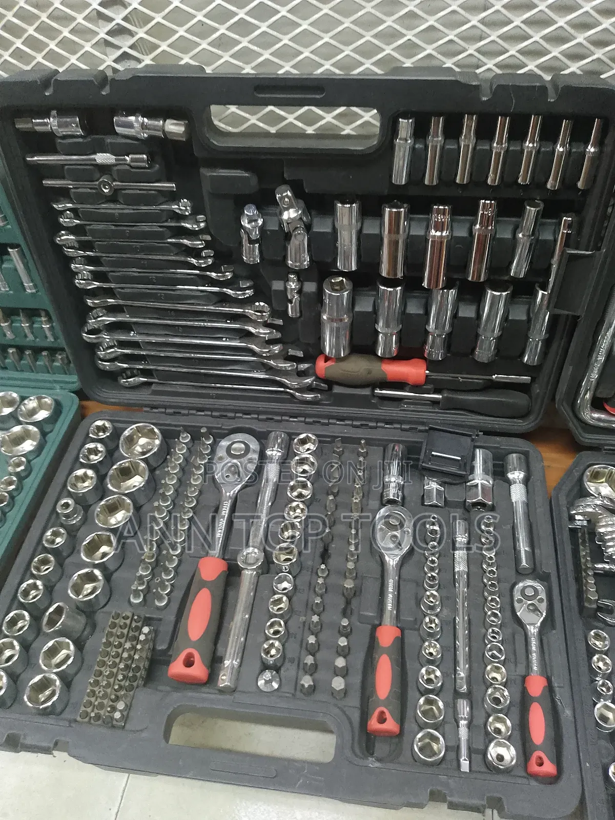 Tool Kit 216 Pieces
