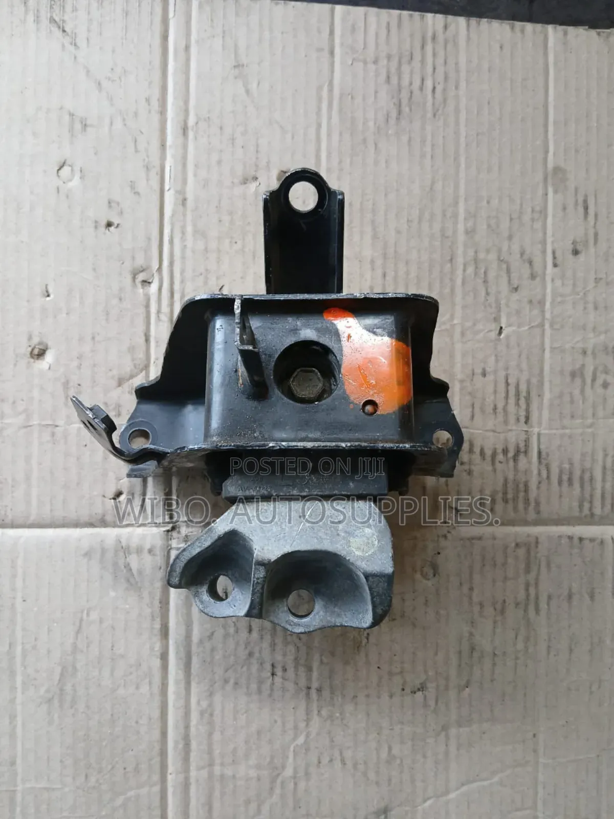 Toyota Passo New Model Engine Mount.