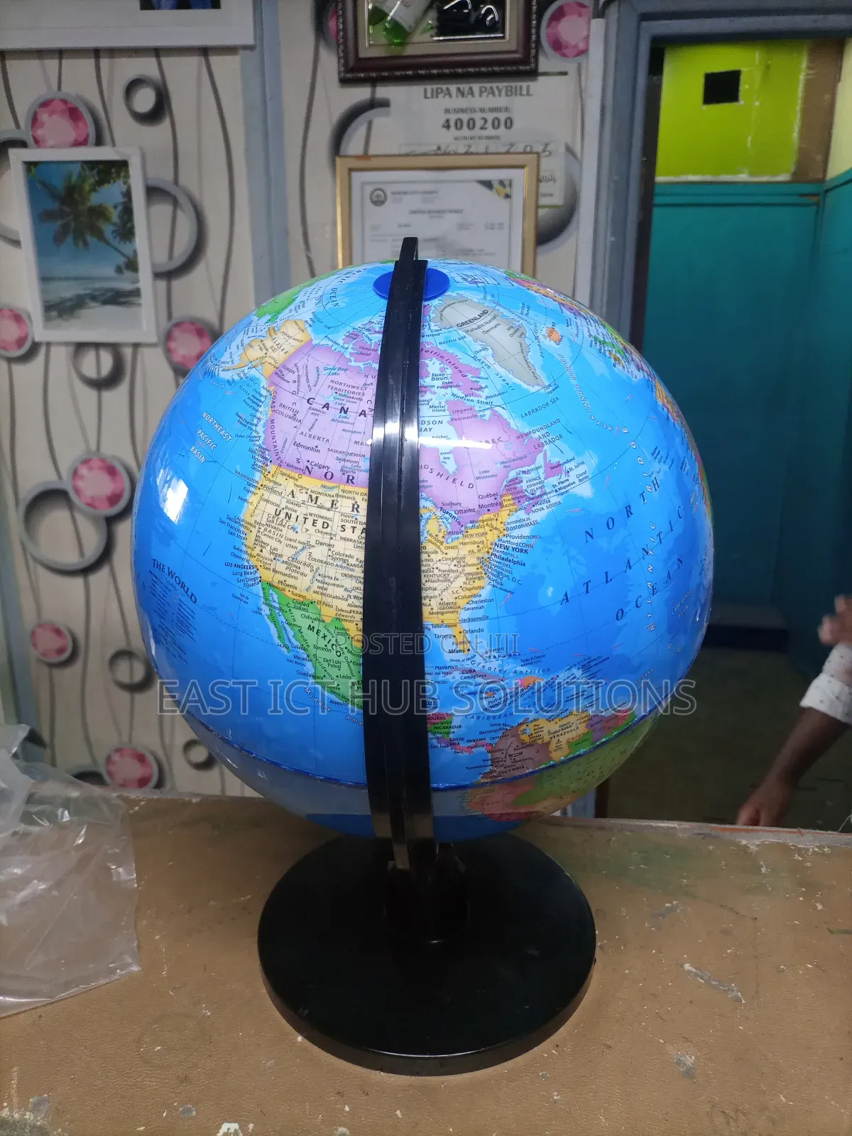 World Globe, 32 Cm/12.5 Inch Diameter
