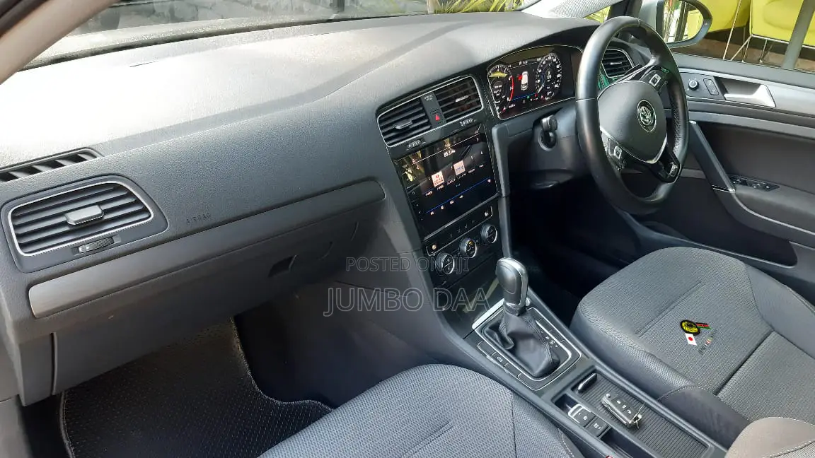 Volkswagen Golf 2018 Gray