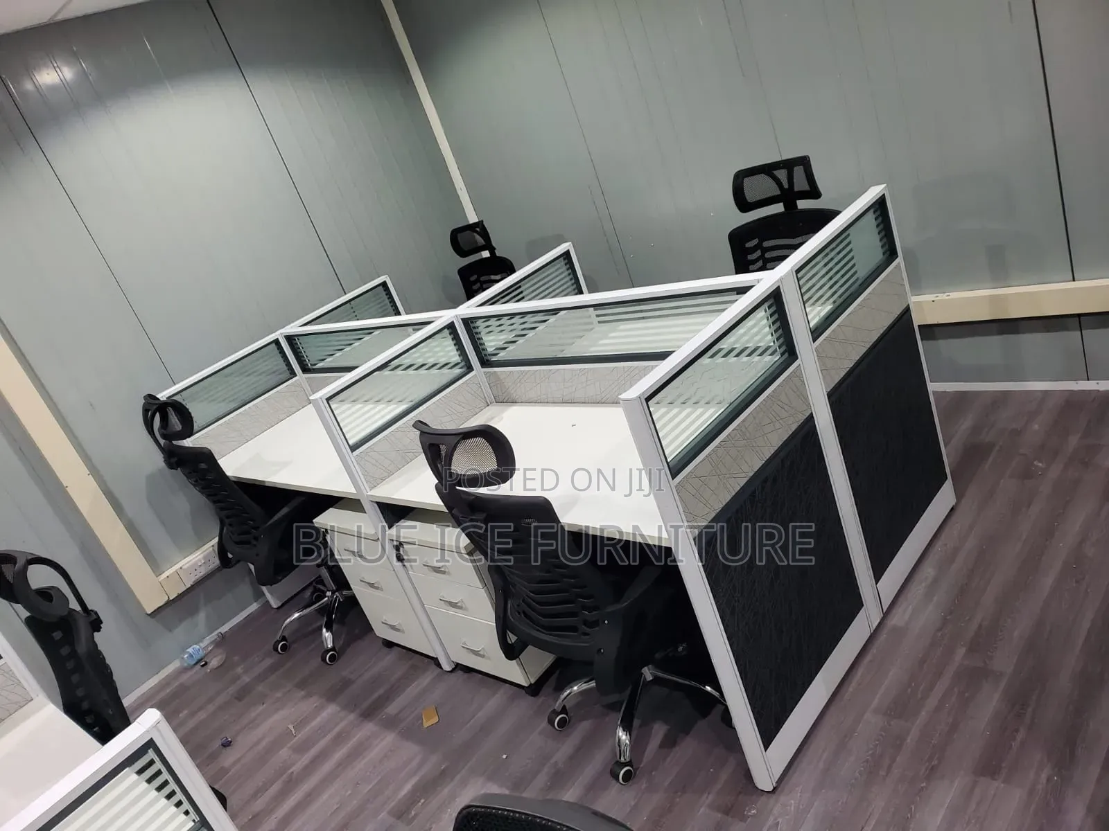 Imported Staff Working Station With Chair