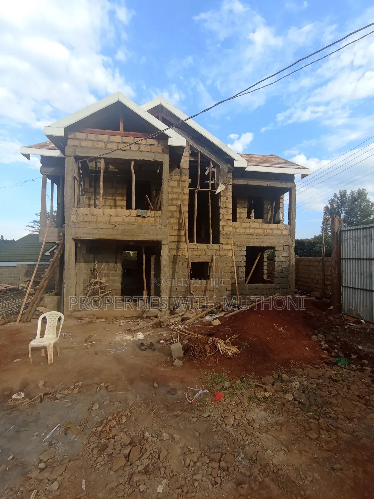 4 Bedrooms Maisonettes for Sale in Lusigetti (Rose Gate)