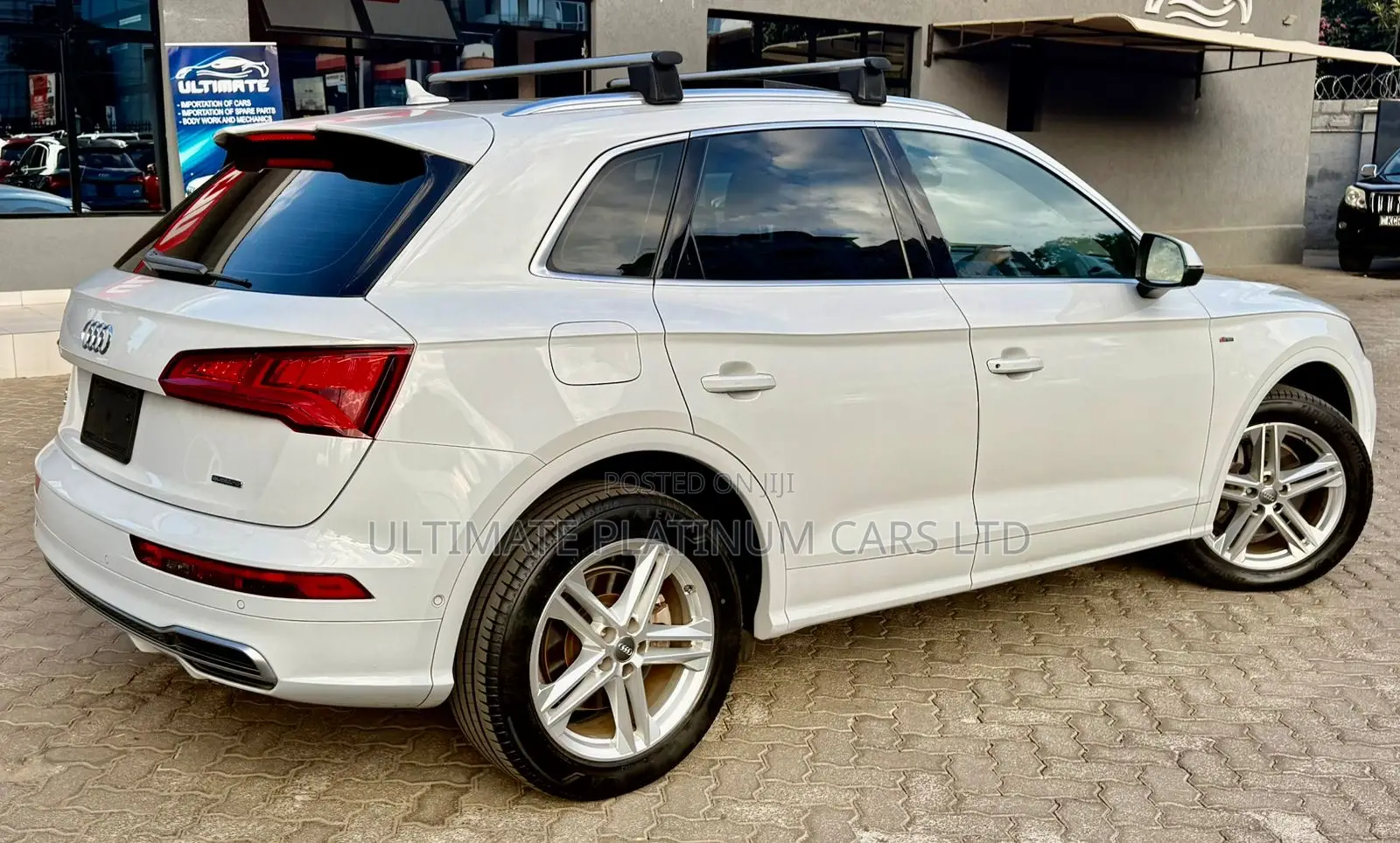 Audi Q5 2.0T Premium AWD quattro 2019 White