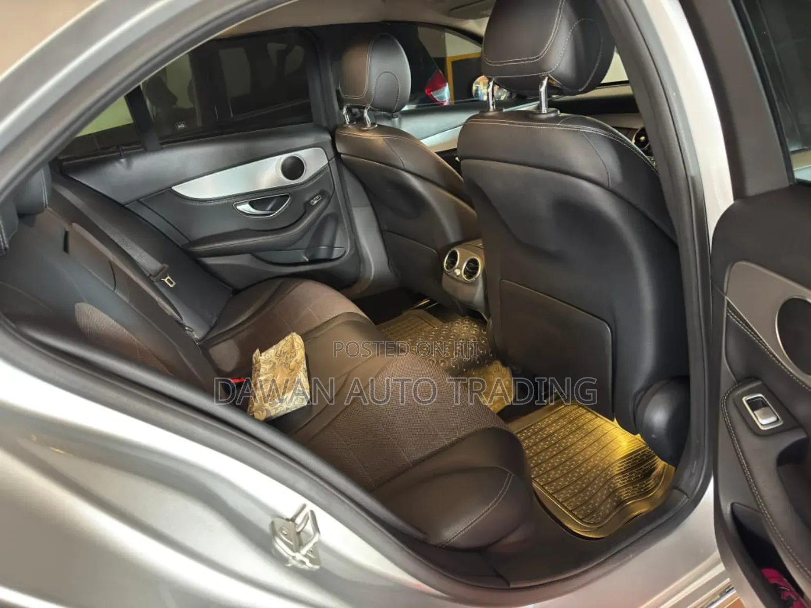 Mercedes-Benz C180 2015 Silver