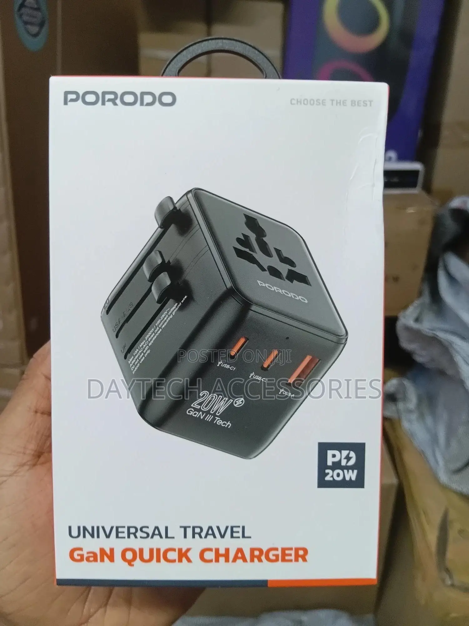 The Porodo Universal Travel Gan Quick Charger Adapter.