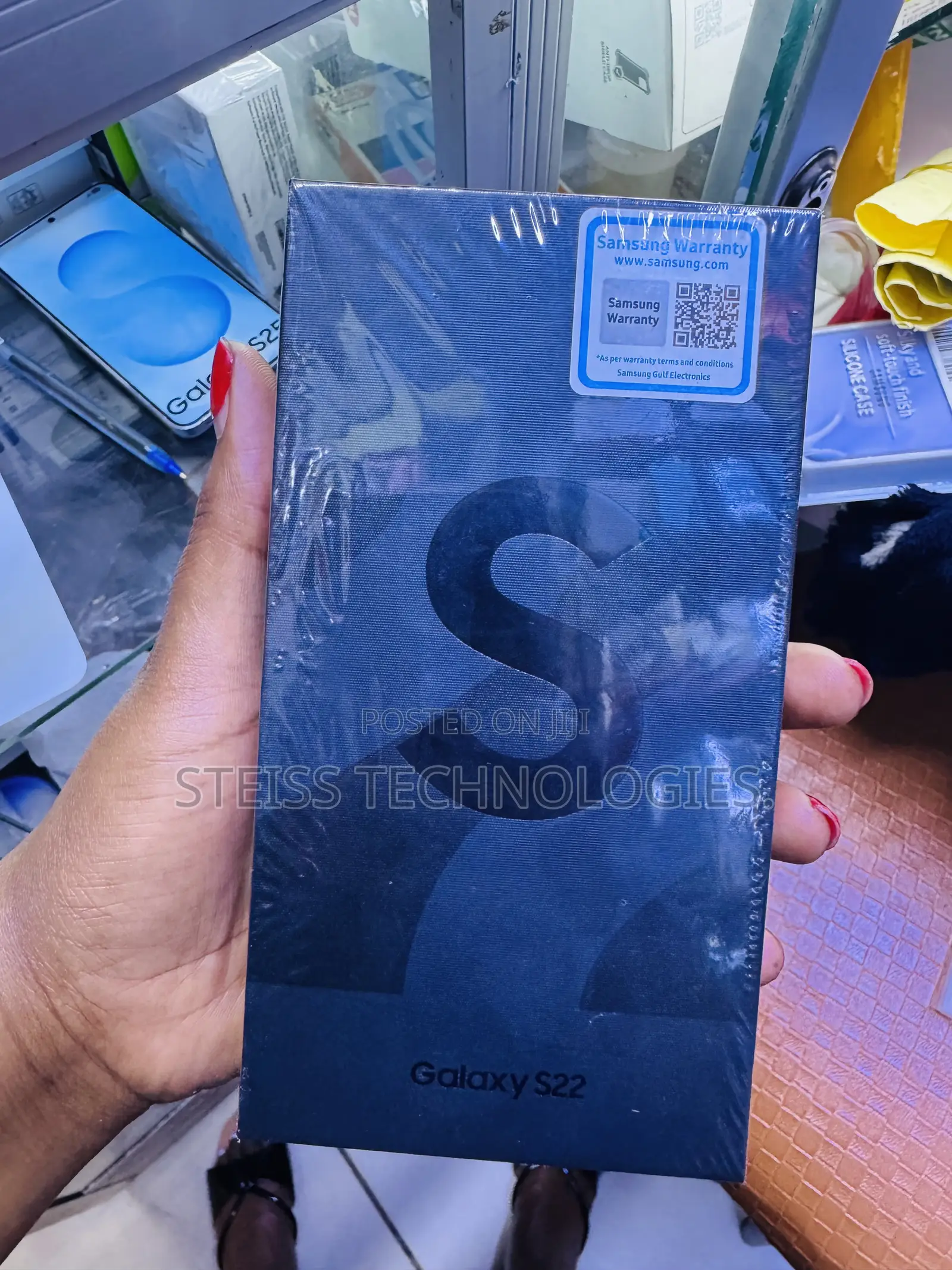 New Samsung Galaxy S22 5G 256 GB Green