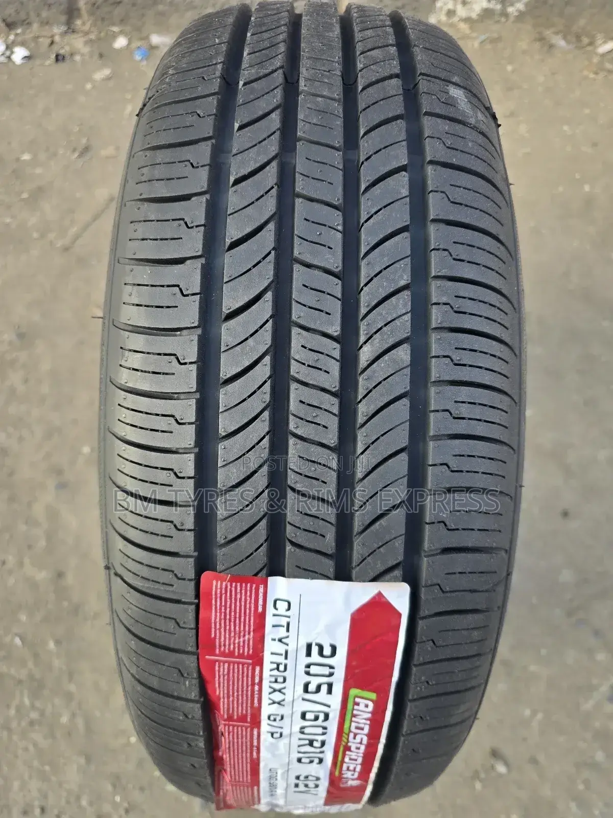 205 /60 R16 Landspider Tyres (Highway)