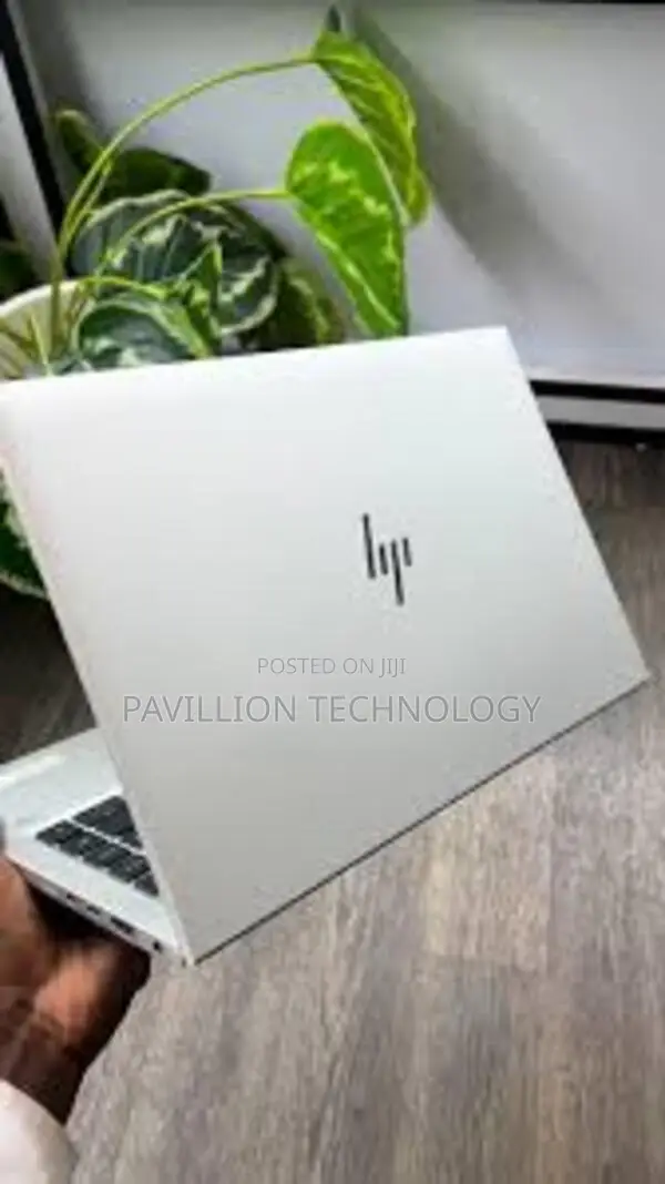 Laptop HP EliteBook 845 G8 16GB AMD Ryzen 5 SSD 256GB