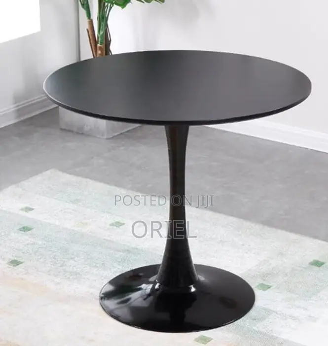 Dining Tables; Modern Farmhouse Round Dining Table