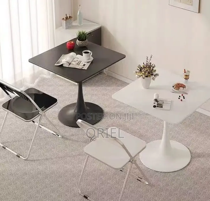 Dining Tables; Classic 1950s Style Dining Table