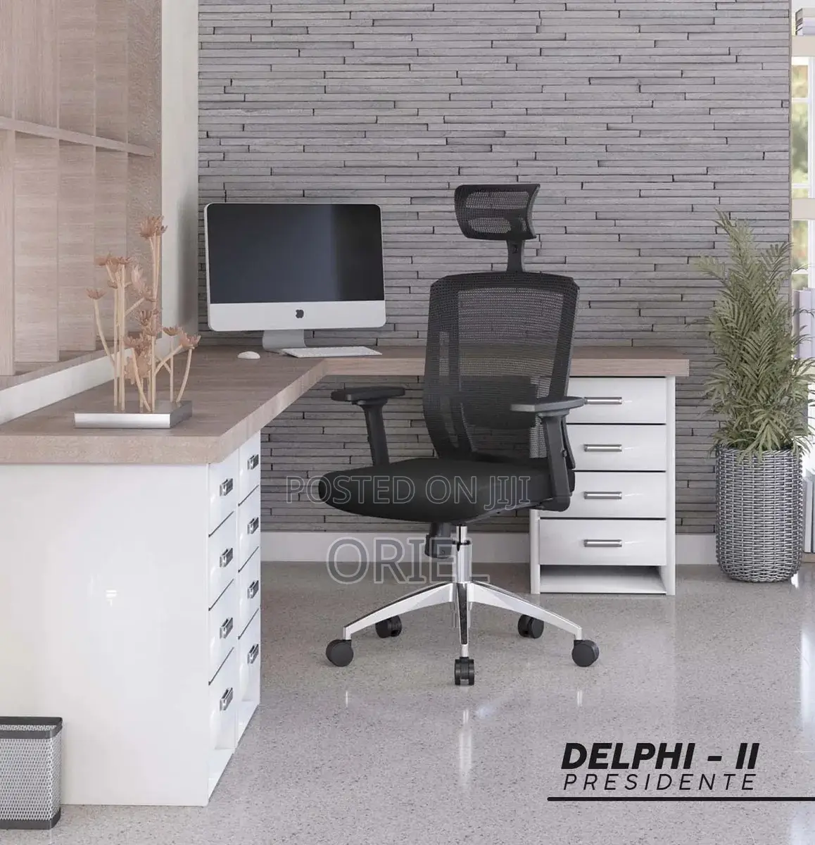 Modern Office Chair : Ergonomic Office Chair With Adjustable Headrest