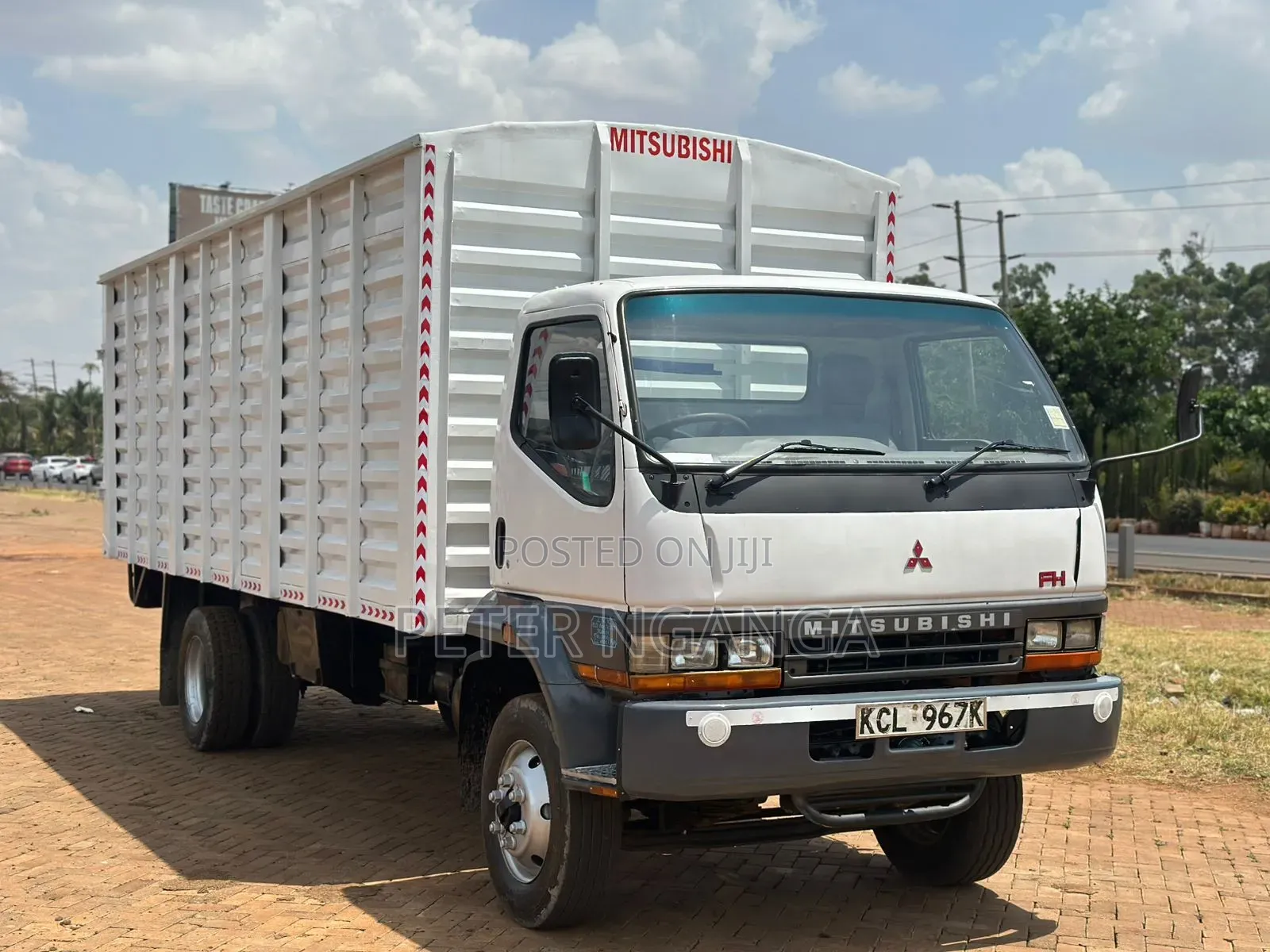 Mitsubishi Fh 2017
