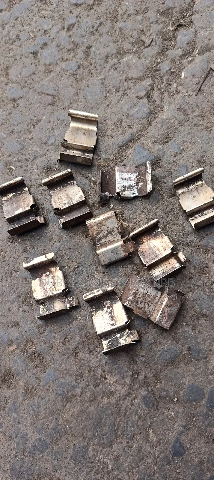 Land Cruiser Prado J95,J120,J150,Fortuner,Surf,Brake Pads Holders.