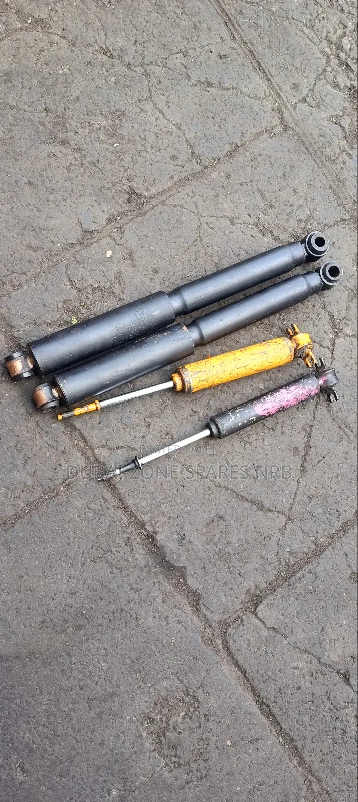 Front Shocks L200,Sahara,Hilux,Townace.