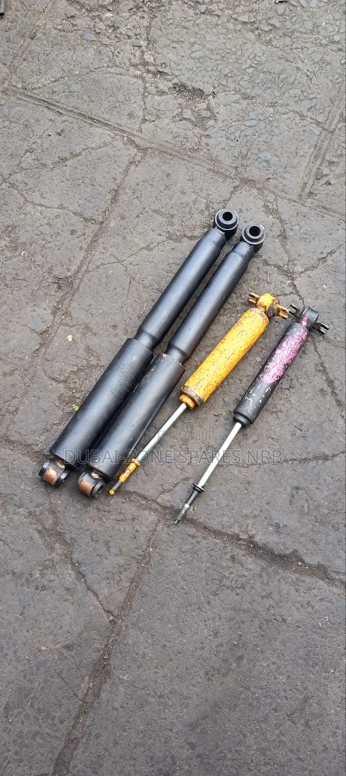 Front Shocks L200,Sahara,Hilux,Townace.