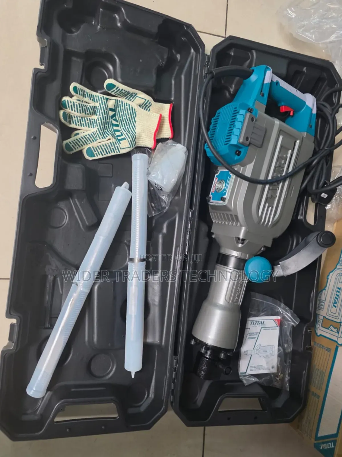 Total 1700w Demolition Breaker