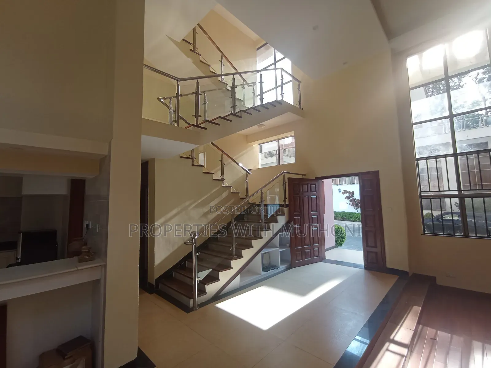 5bdrm Villa in Muthangari for sale