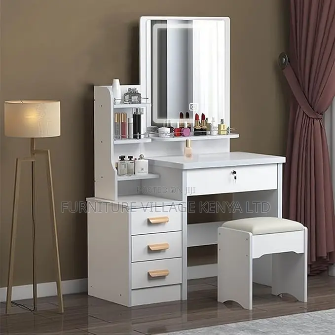Dresser; Modern Vanity Dressing Table