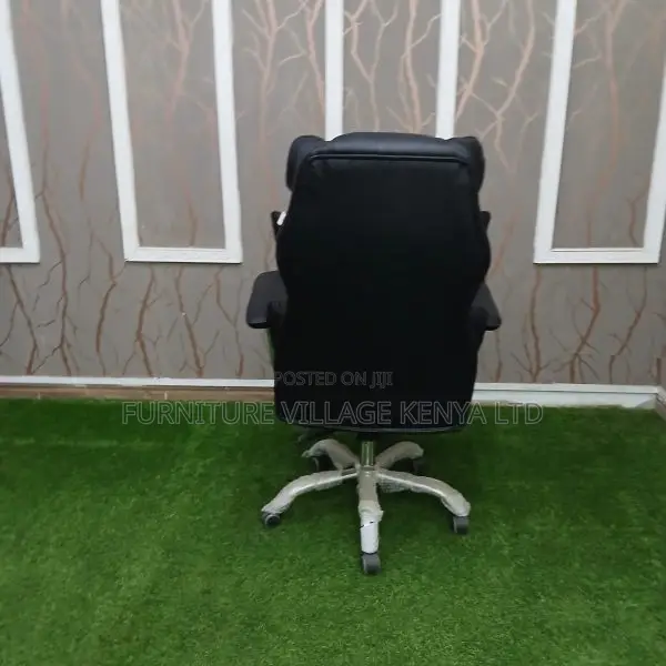 Ergonomic Executive Office Chair