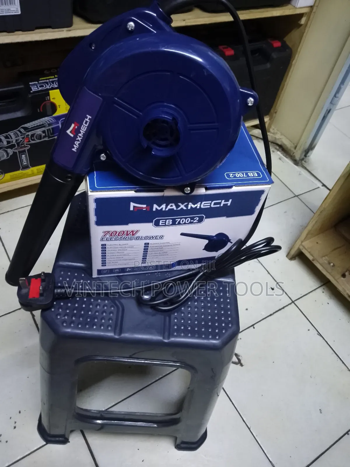 Dust Blower/ 700 Watts Blower With Variable Speed