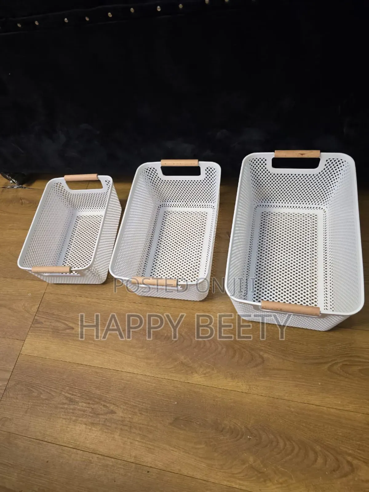*3 PCS Set Modern Hard Plastic Storage Basket With Wooden Handles*