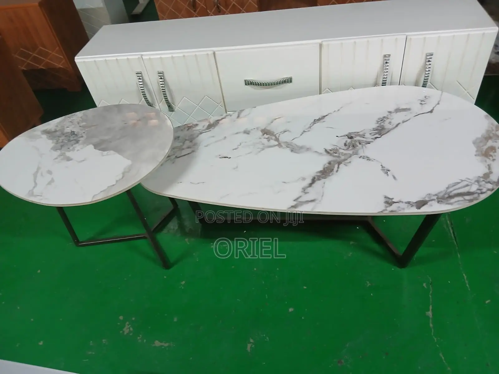 Coffee Tables; Oval Marble Accent Table for Living Rooms