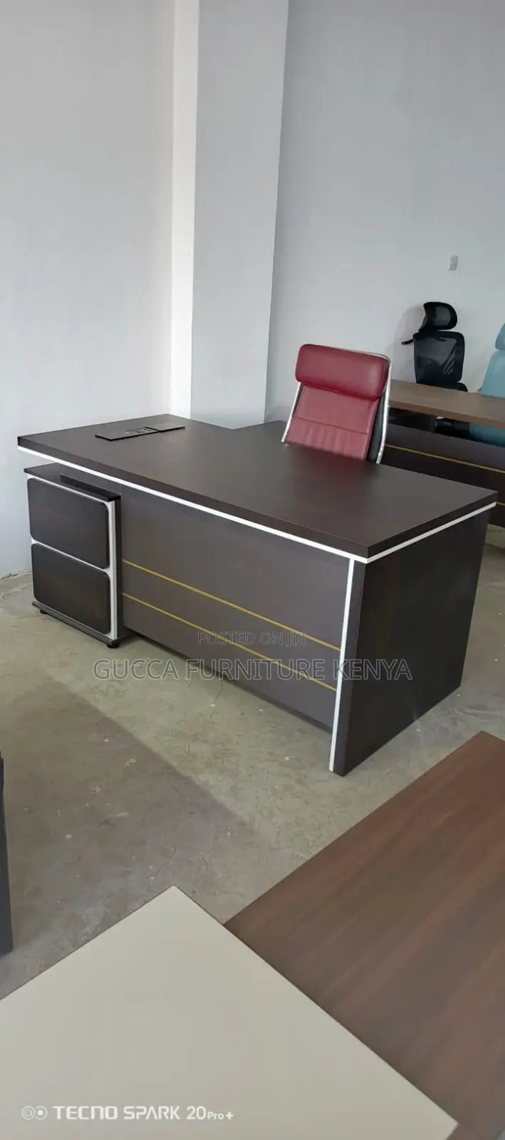 1.8 Meters Executive Director's L-shaped Desk