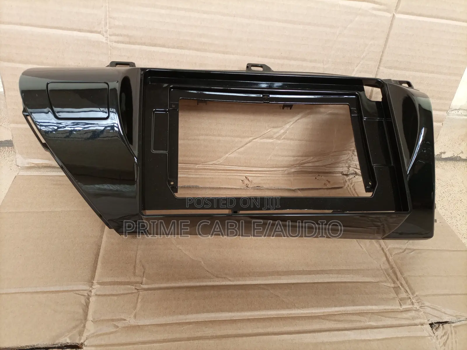 Toyota Hilux Revo 2014+ 10 Inch Frame/Console
