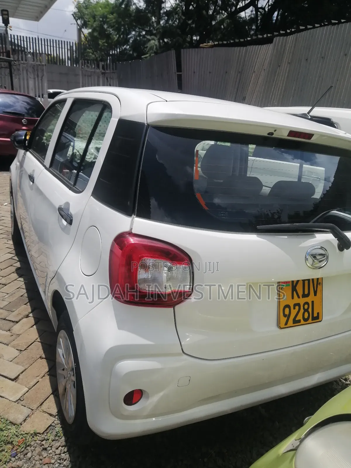 Daihatsu Boon 2018 White