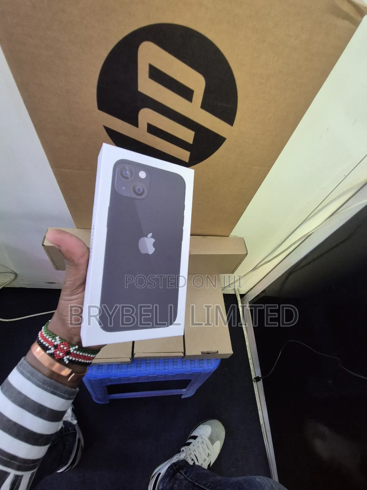 New Apple iPhone 13 256 GB Black